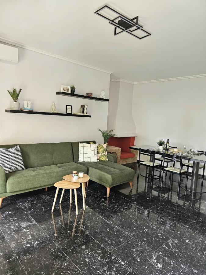 Modern Garden View Apt In Voula, Athens - Luxe Ngoại thất bức ảnh